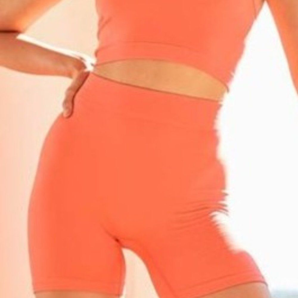 Kimberly C Seamless Ribbed Racerback Crop Top & Bike Short 5170 NWT Boutique - Picture 2 of 5